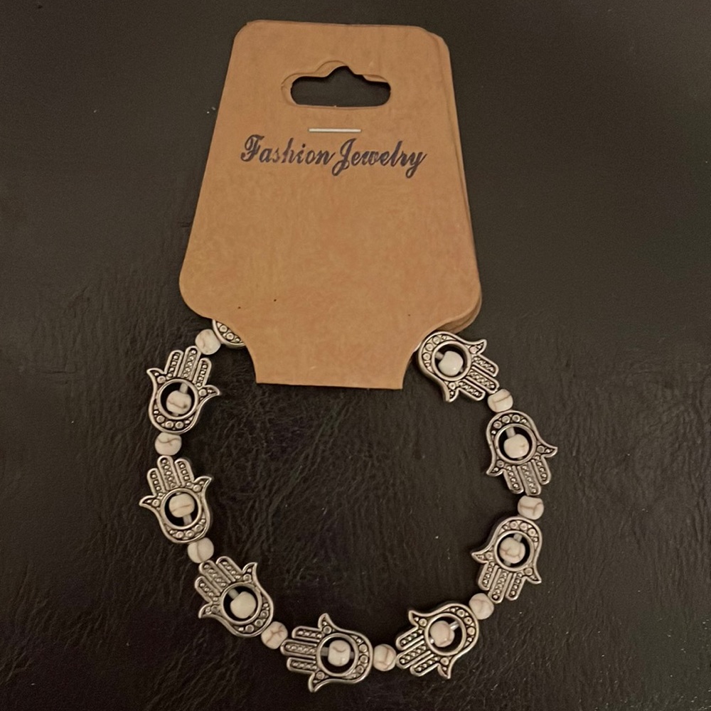 Hamsa Hand Stretchy Bracelet (White)